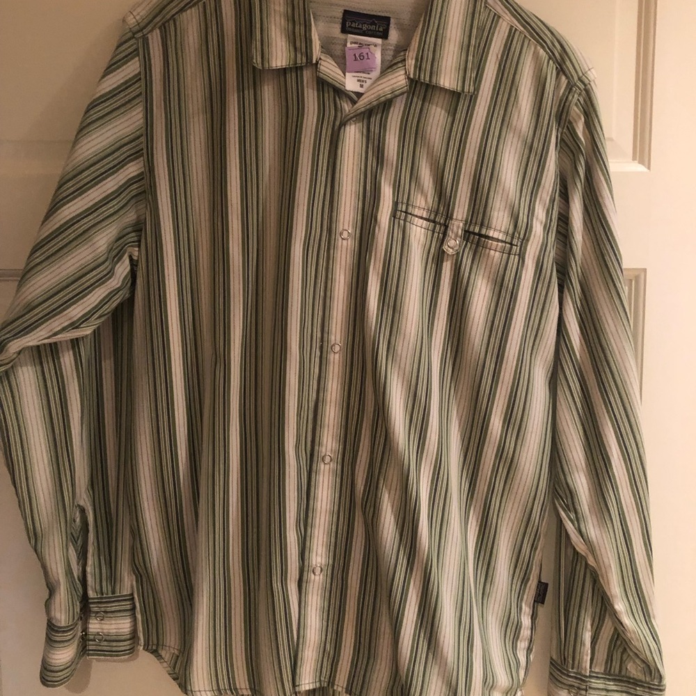 Patagonia men’s shirt